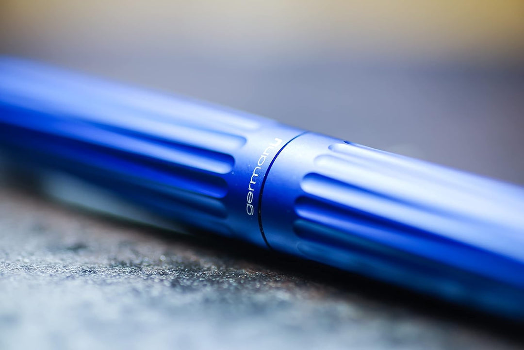 DIPLOMAT - Kugelschreiber Aero blau EasyFlow - Schick und elegant - Langlebig - 5-Jahre-Garantie - E