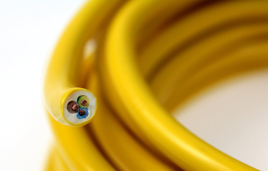 as - Schwabe 10057 Kabel - Leitung - 50m K35 AT-N07V3V3-F 3G1,5 gelb, Aussenbereich, IP44