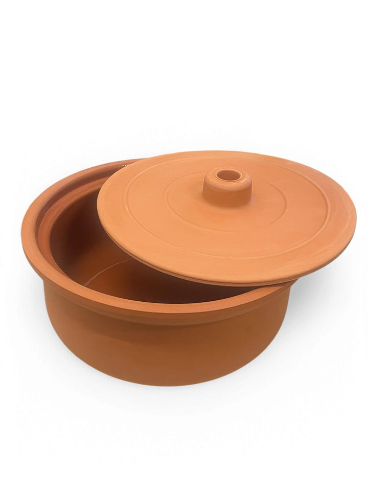 Güvec Tontopf mit Deckel zum Kochen ⌀23,5cm I 3,5 Liter I Ton-Kochtopf, rund Schmortopf backofengeei