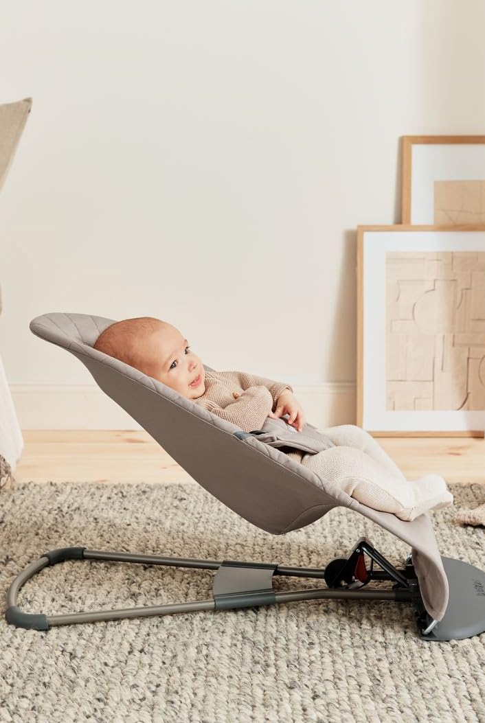BabyBjörn Babywippe Bliss, Gewebt, Klassische Steppung, Sandgrau Sandgrau Gewebt, Klassische Steppun