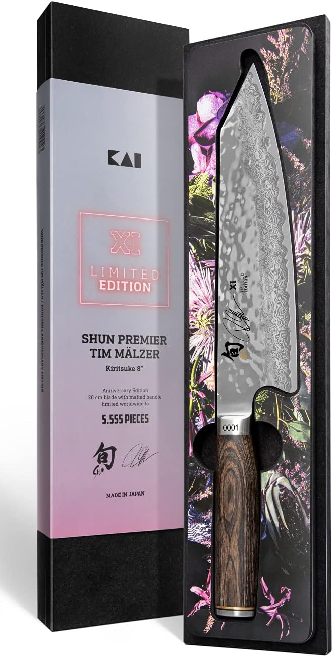 Kai Kiritsuke Messer aus der Shun Premier Tim Mälzer Limited Edition, 32-Lagen Damaszener-Stahl, Gri
