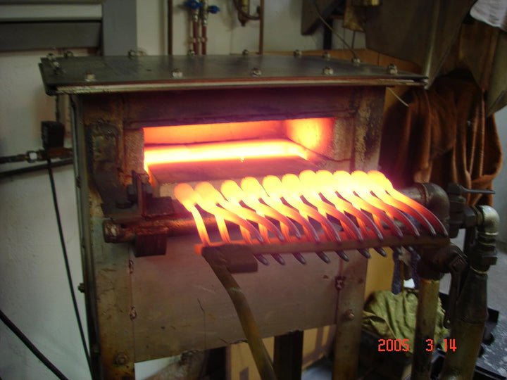 Spitzzange 130mm - schmitz 4214HS22 - kurze, gebogene Greif-Backen mit Verzahnung - ESD/EGB sicher D