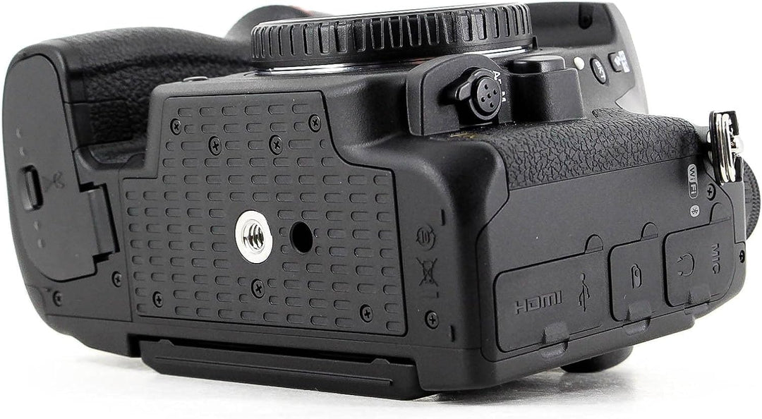Nikon D780 Vollformat Digital SLR Kamera (24,5 MP, 4K UHD Video incl. Zeitlupenfunktion, EXPEED 6-Pr