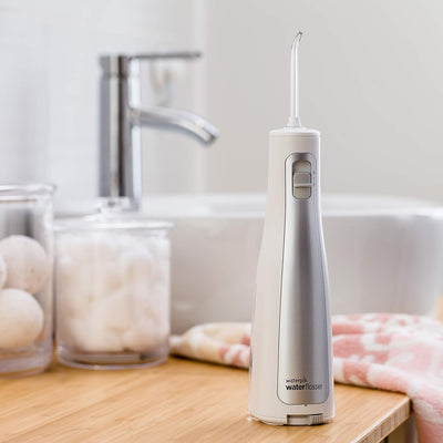 Waterpik Cordless Freedom Waterflosser kabellose Munddusche, wasserdicht und batteriebetriebe, ideal