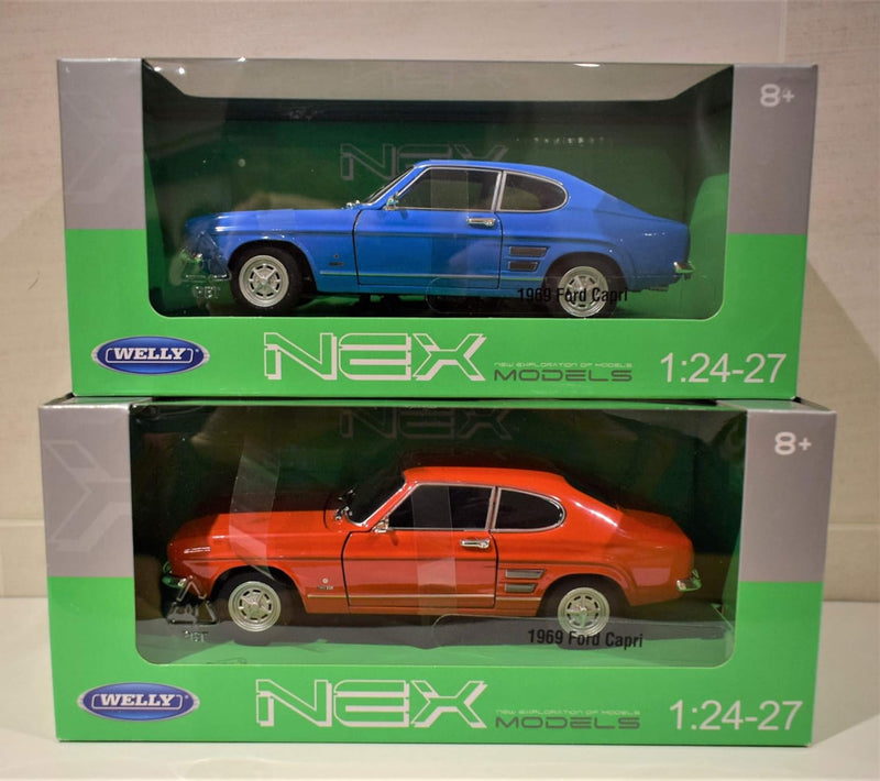 goki 12276 Ford Capri (1969), en Metal, 1:24, L= 17,5 cm Züge für Spielzeug und Zubehör, Mehrfarbig