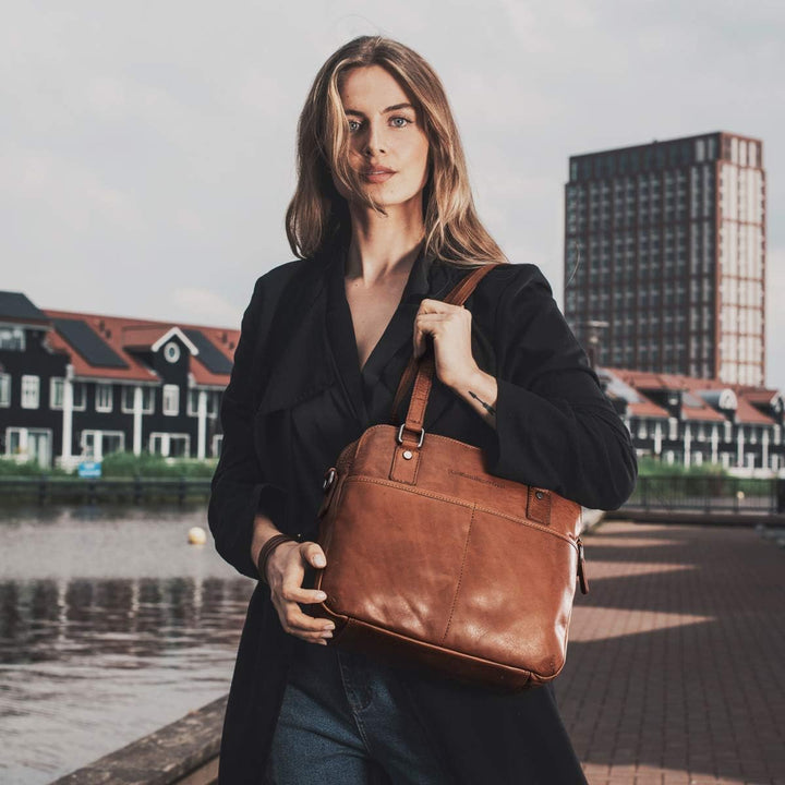The Chesterfield Brand Ladies Bilbao - Handtasche Leder 30 cm Cognac, Cognac