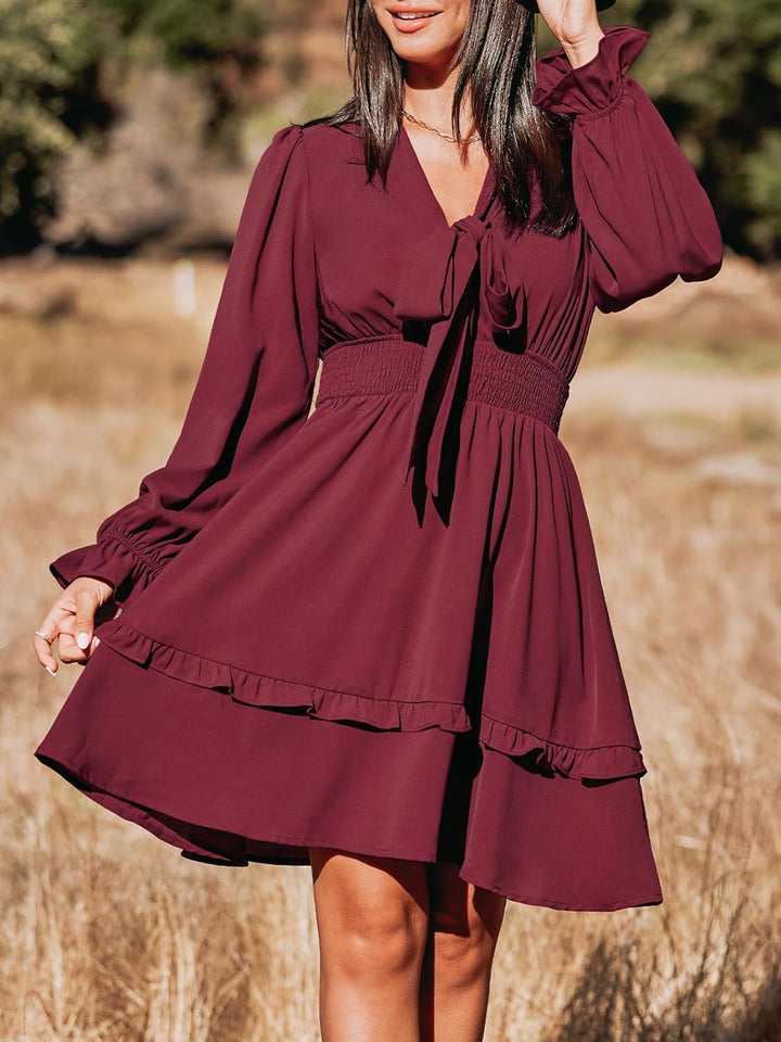 CUPSHE Damen Kleid V Ausschnitt Schleife Gebunden Langarm Tiered Rüschen A Linien Kurze Freizeitklei