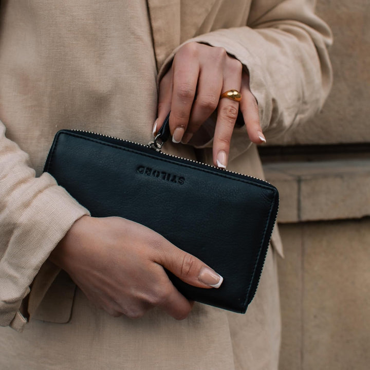 STILORD 'Emilia' Damen Portemonnaie RFID Schutz Elegante Klassische Geldbörse gross aus echtem Rinds