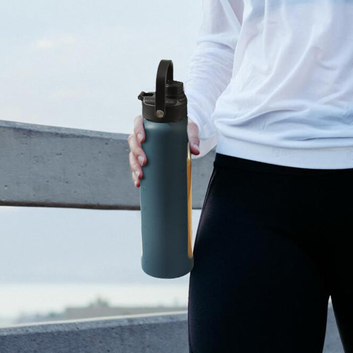BLUEGO 900ml Glaswasserflasche mit Strohhalm und 2 Deckeln Kaffeetasse aus Glas mit Zeitmarkierung u