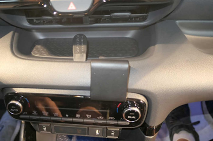 Brodit | ProClip Fahrzeughalter 855640 | Made IN Sweden | Mittelbefestigung | für linkslenkende Fahr