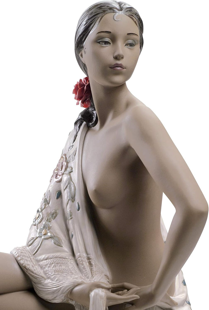 LLADRÓ Frauen-Figur Akt Mit Schultertuch. Nackte Frau. Porzellan.