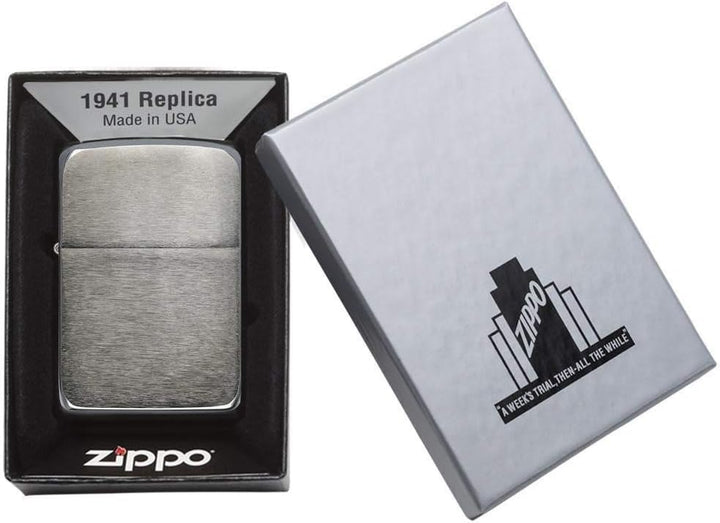 Zippo Logo Benzinfeuerzeug, Messing, Black Ice, Black Ice