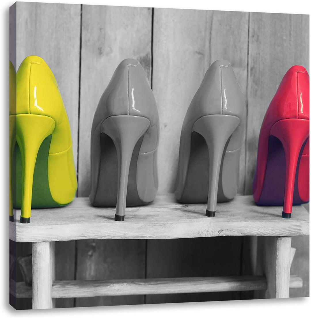 Pixxprint High Heels auf Hocker als Leinwandbild/Grösse: 70x70 cm/Wandbild/Kunstdruck/fertig bespann