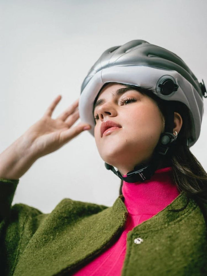 Airnoggin - Inflatable Helmet, Foldable & Portable Adult Helmet for Bike & Scooter Riders Silberfarb