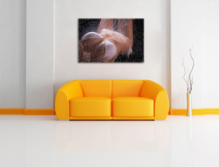 Pixxprint Frau im Bikini unter Einer Dusche als Leinwandbild/Grösse: 100x70 cm/Wandbild/Kunstdruck/f