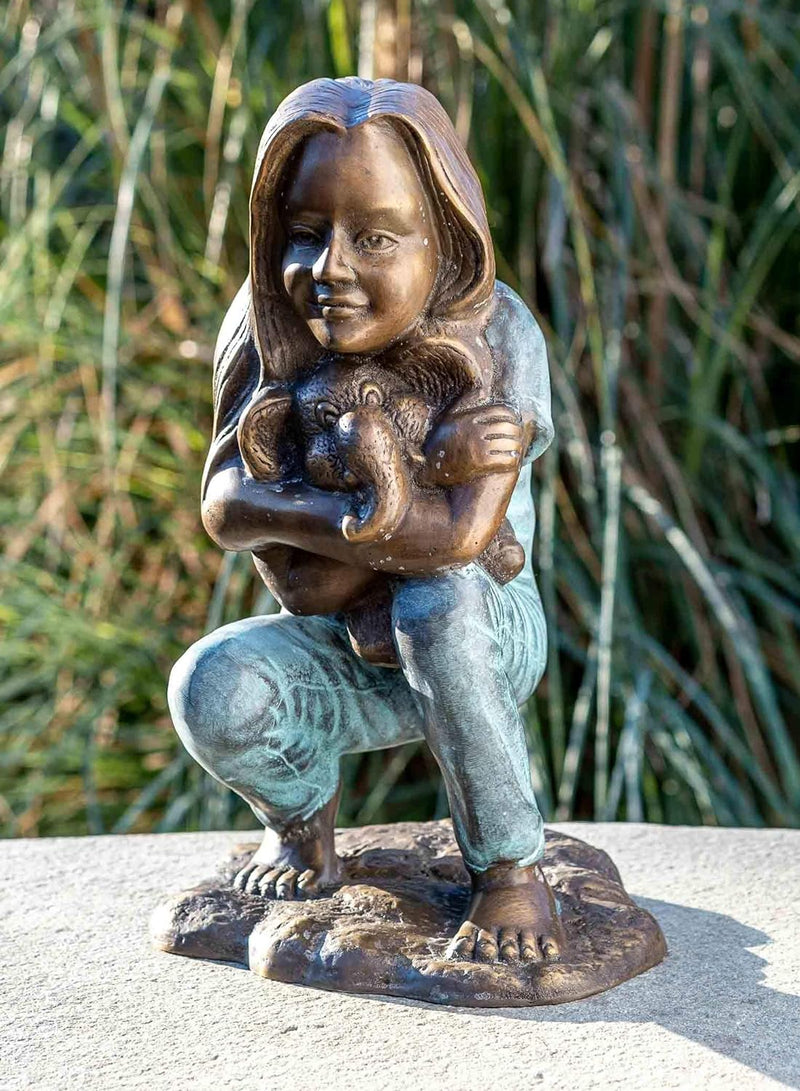 IDYL Bronze-Skulptur Mädchen mit Einer Elefantenpuppe | 38x24x24 cm | Kinderfigur aus Bronze handgef