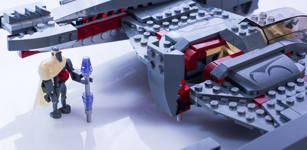 LEGO Star Wars 7673 - MagnaGuard Starfighter