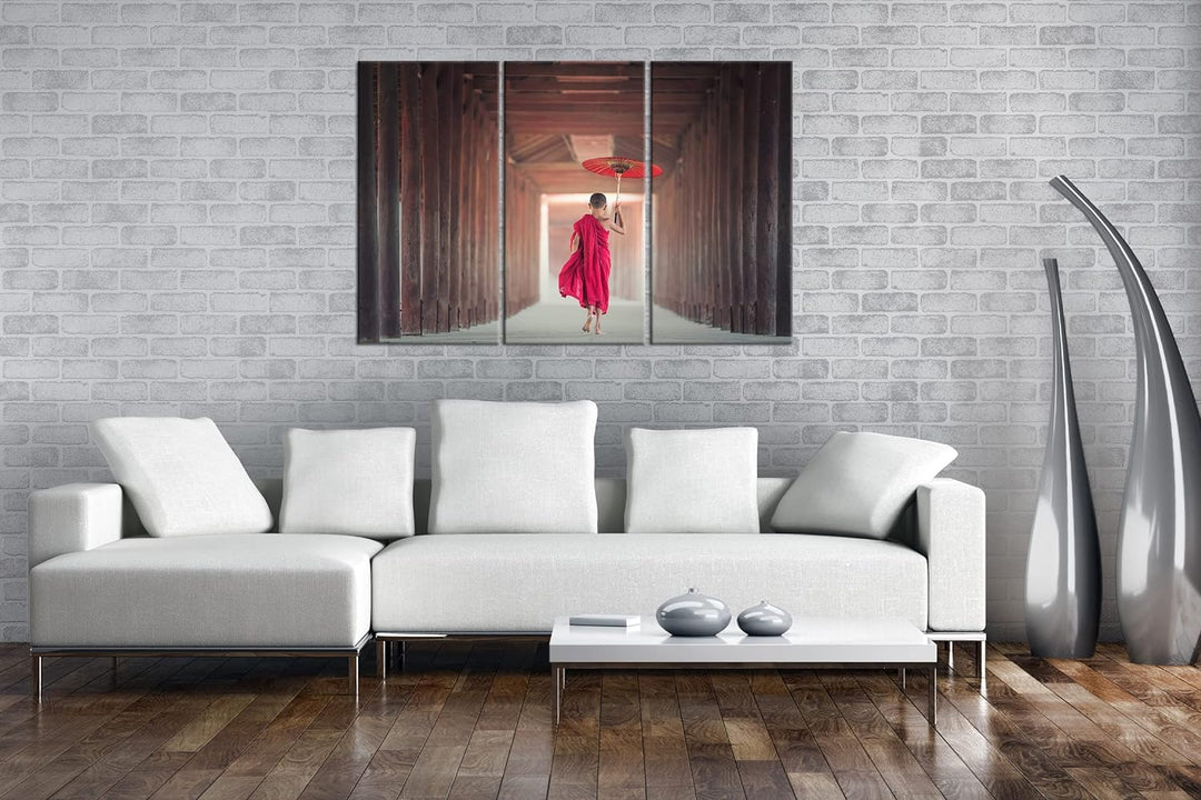deyoli Junger Mönch im roten Gewand Format: 3-teilig 120x80 als Leinwand, Motiv fertig gerahmt auf E