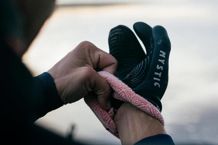 Mystic Supreme 5mm Lobster Wetsuit Gloves 2023 - Black, L