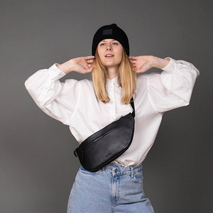 FEYNSINN Berlin Hüfttasche NORI aus Premium Leder I Body Bag für Herren und Damen I Festival Tasche