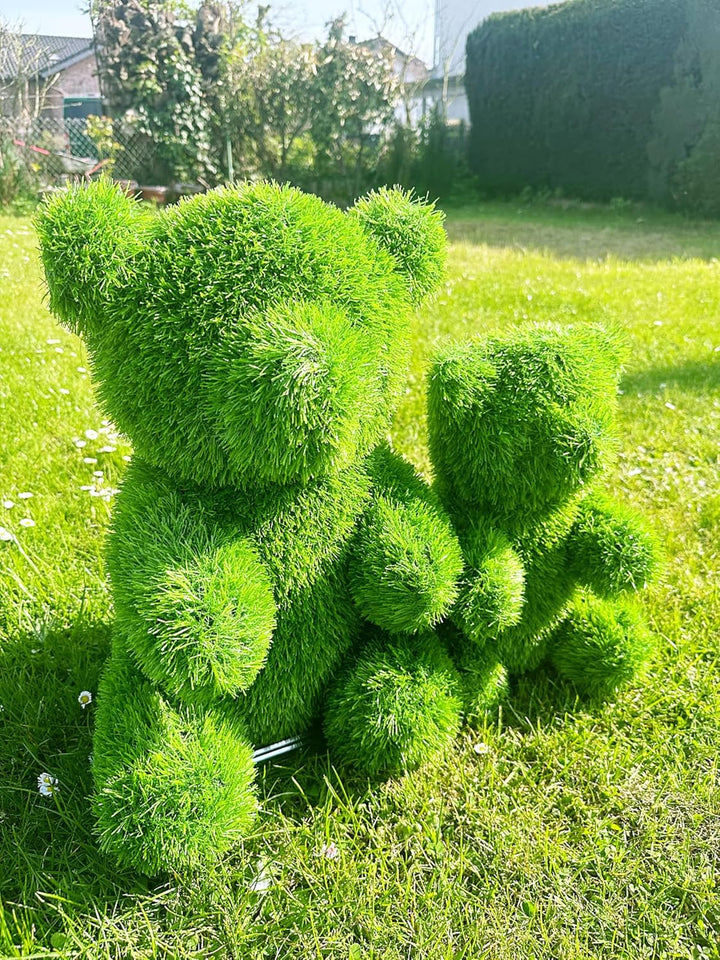 Innovative Kunstwerk Figuren aus Kunstrasen Bär Bear Teddybär Bärchen Gartendekoration Deko (Sittin