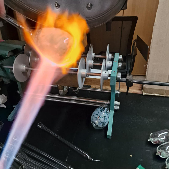 Lauschaer Glas Ostereier aus Glas mit Granulat Verschiedene Grössen und Sets mundgeblasen handgeform