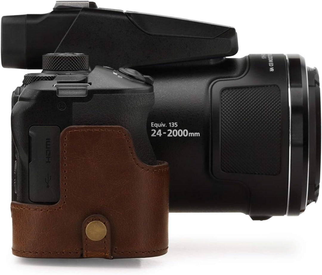 MegaGear Schutzhülle aus Kunstleder kompatibel mit Nikon Coolpix P950 - Dunkelbraun, MG1879, Dunkelb