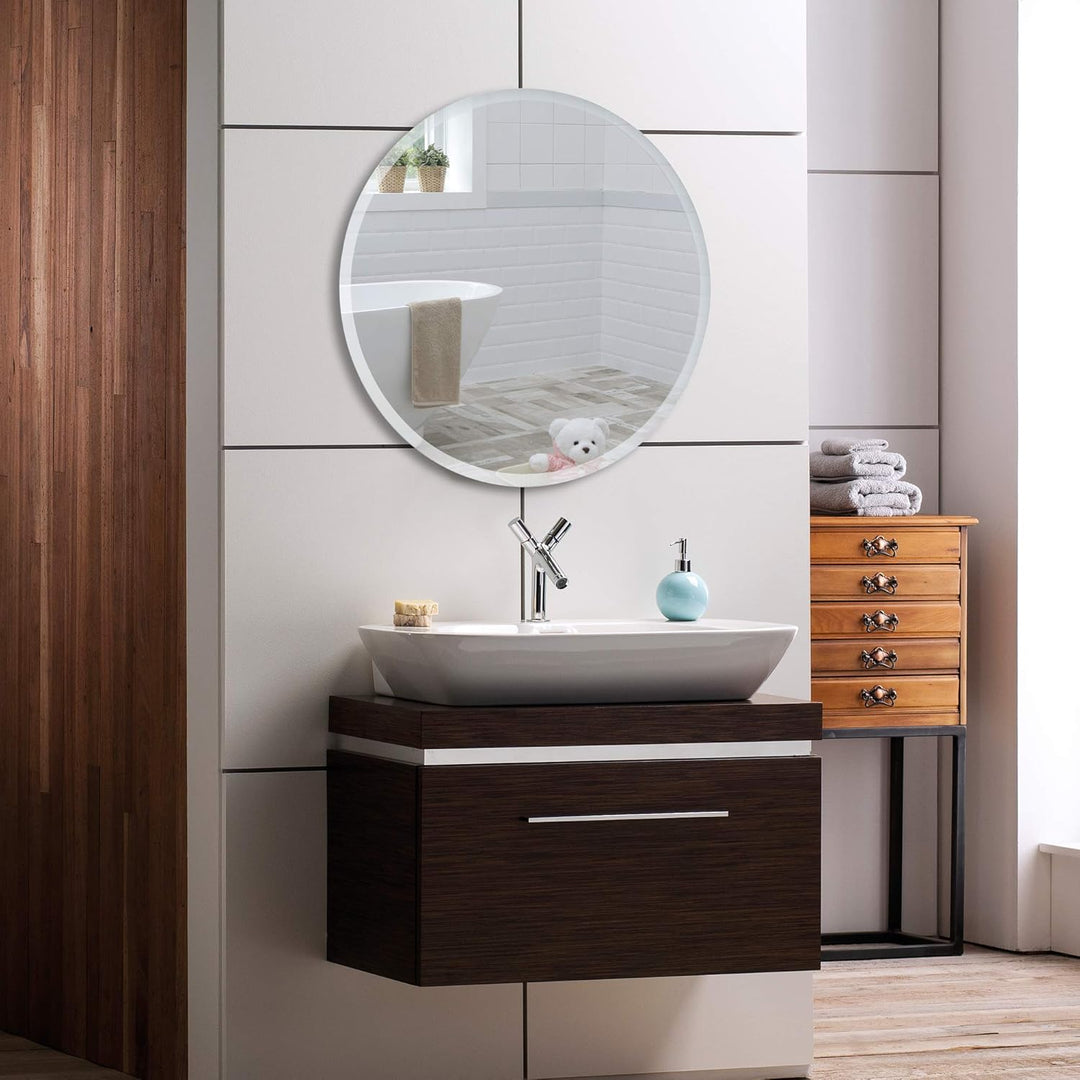 Schöner runder Badezimmerspiegel, modern und stylish, mit abgerundeten Kanten, Wandbefestigung, Bads