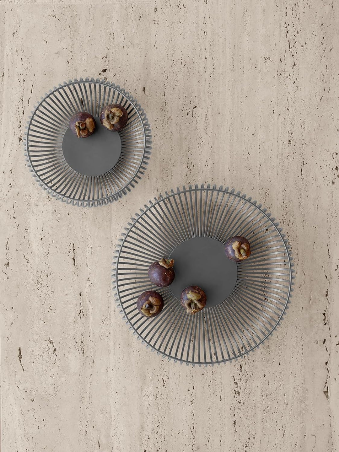 Blomus -LITO- Bowl | Obstschale aus hochwertigem Stahl | Dekoschale mit Streben in Steel Gray | Grös