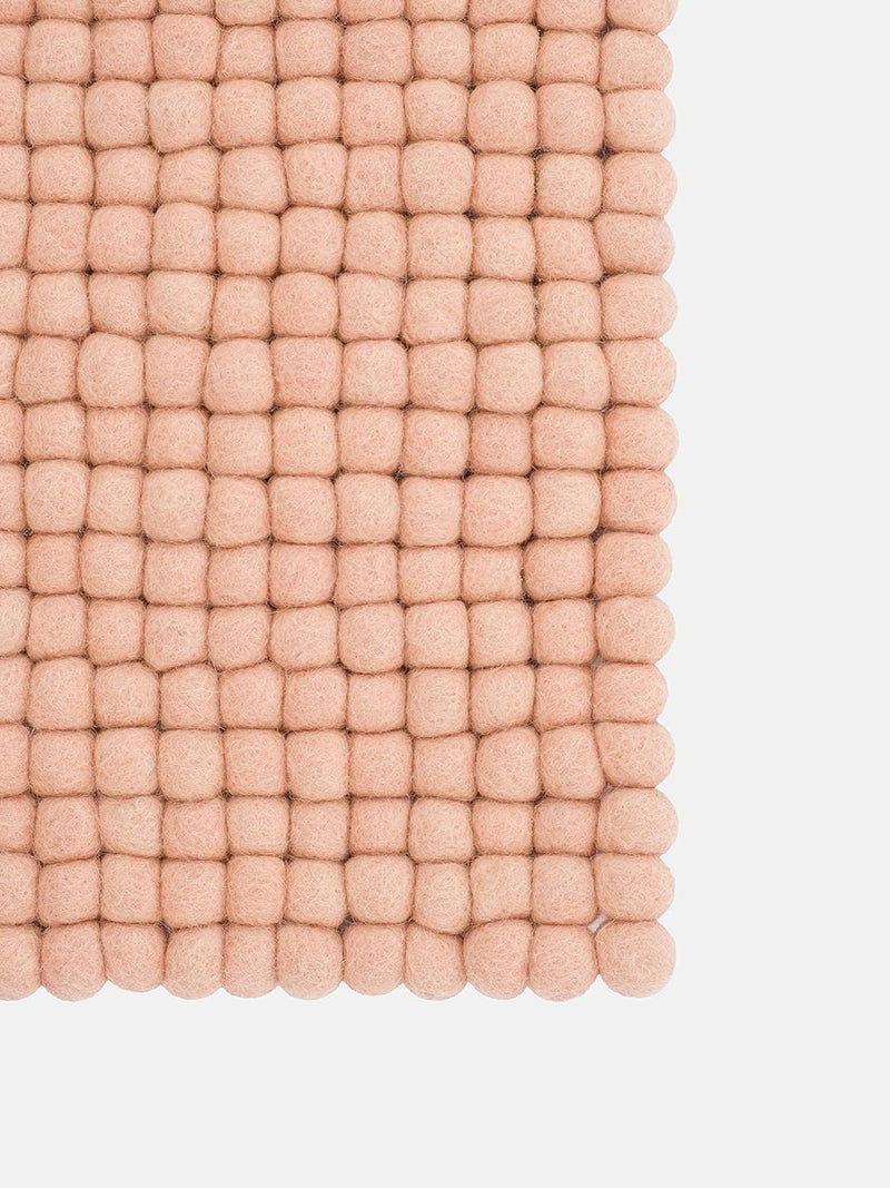 myfelt Filzkugel-Sitzauflage Stuhlauflage - Merle - quadratisch, 36x36 cm, Rosa, Rosa