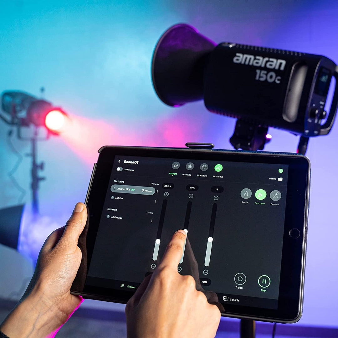 Aputure Amaran 150c RGBWW Vollfarb Videoleuchte und 360°-HSI-Vollfarbsteuerung CRI: 95+, TLCI: 95+ 2
