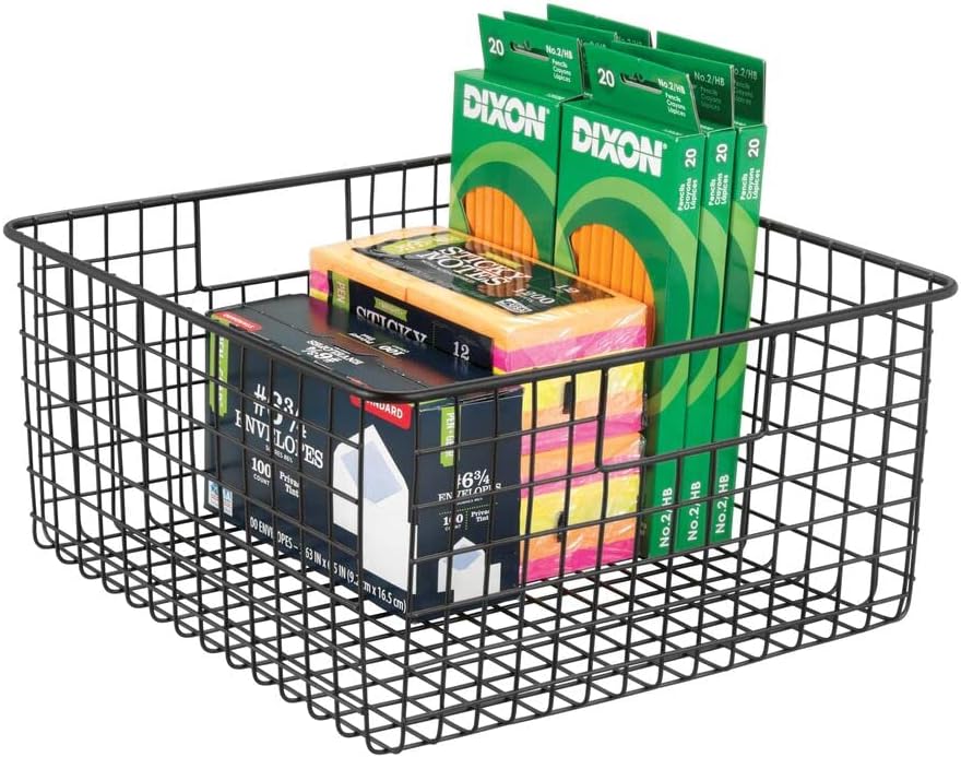 mDesign Schreibtisch Organizer mit Griffen – praktische Gitterbox aus Metall für Bürobedarf – modern