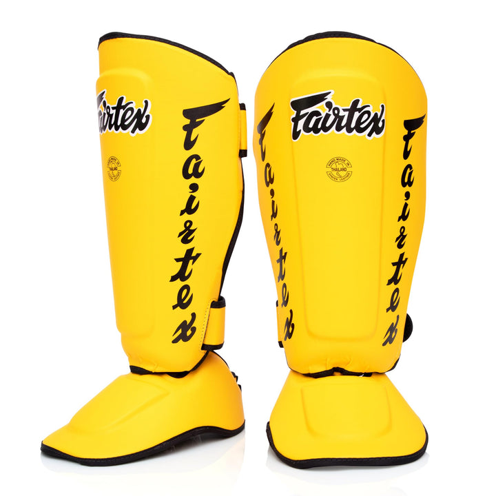 Fairtex SP7 Muay Thai Schienbeinschützer für Herren, Damen, Kinder | aus Syntek-Leder und hochwertig