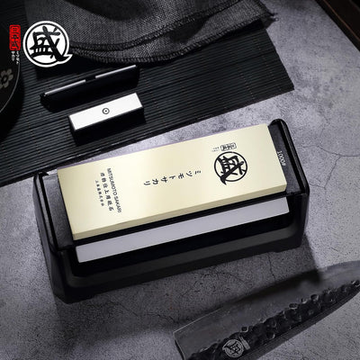 MITSUMOTO SAKARI Japanisches Schleifstein Messer, Wetzstein 240/1000/6000 Korn und Grobe Präzision,