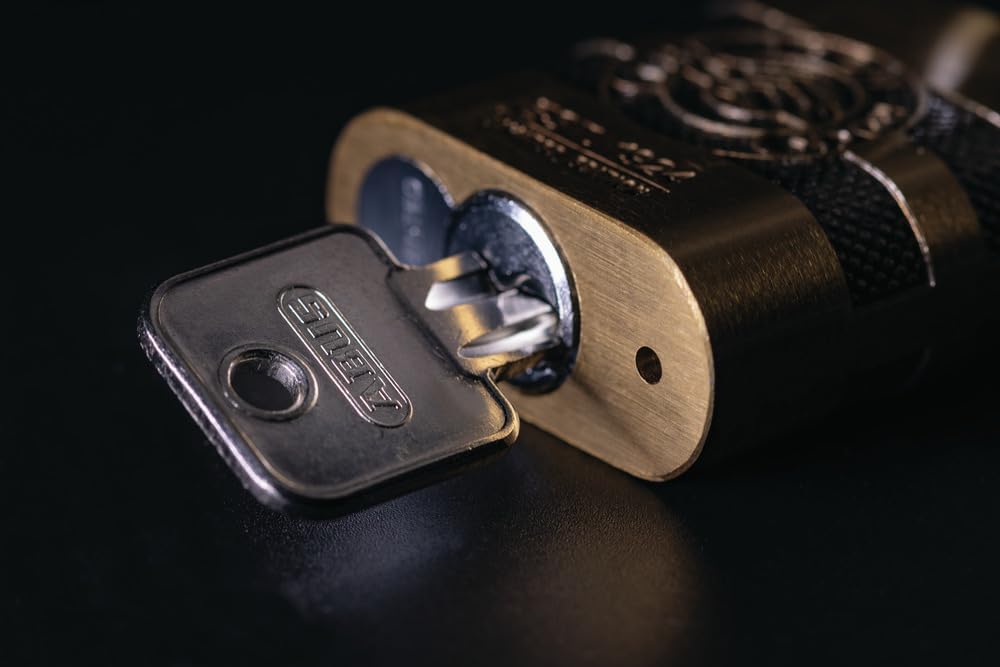 ABUS Vorhängeschloss Messing 83/45 IRON ROCK Jubiläumsschloss mit 5 Schlüssel vs. - gehärteter Stahl