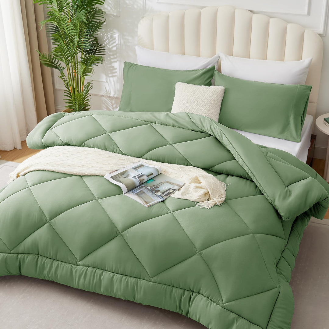 WAVVE Bettdecke 155x220 cm Ganzjahresdecke 4 Jahreszeiten, Steppdecke 300gsm Mikrofaser 155x220cm, S