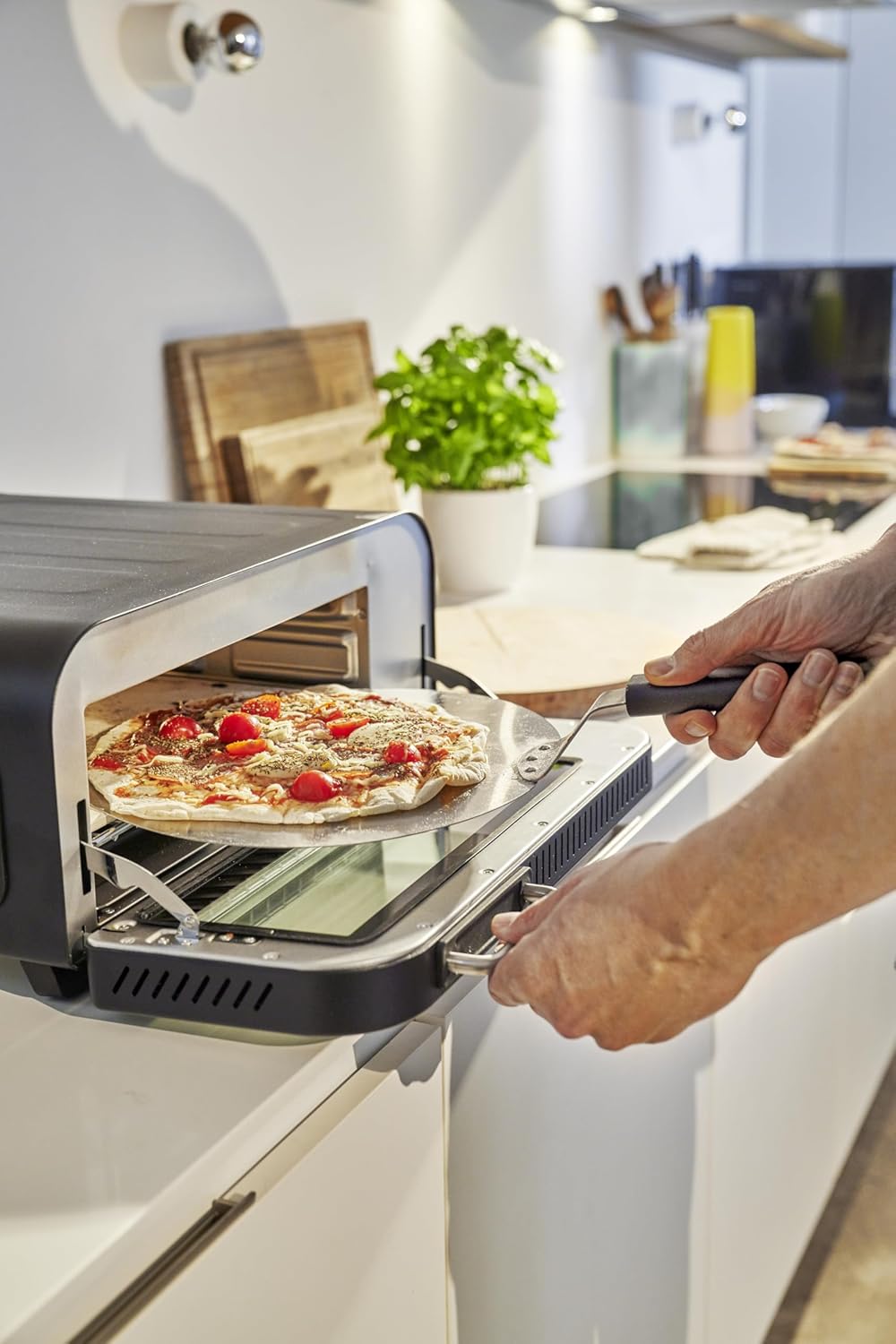 SEVERIN SERICO Digitaler Pizzaofen, elektronischer Pizzabackofen mit Digital-Display & Safe-Touch Ge