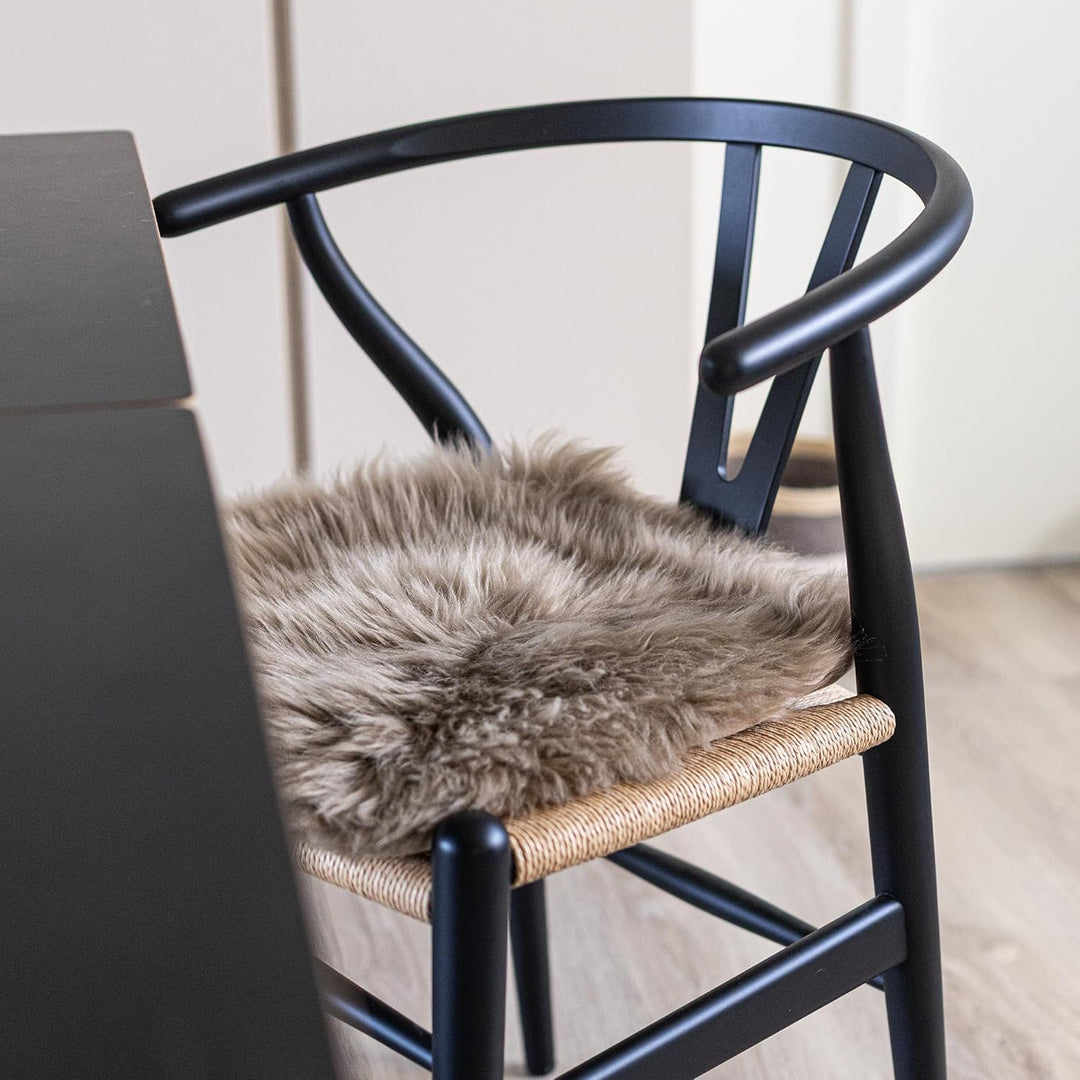 Nordic Sheep Lammfell Kissen 40x40 cm | 4er Pack | Weiches Fell für Stühle & Sofa | Gemütliches Sitz