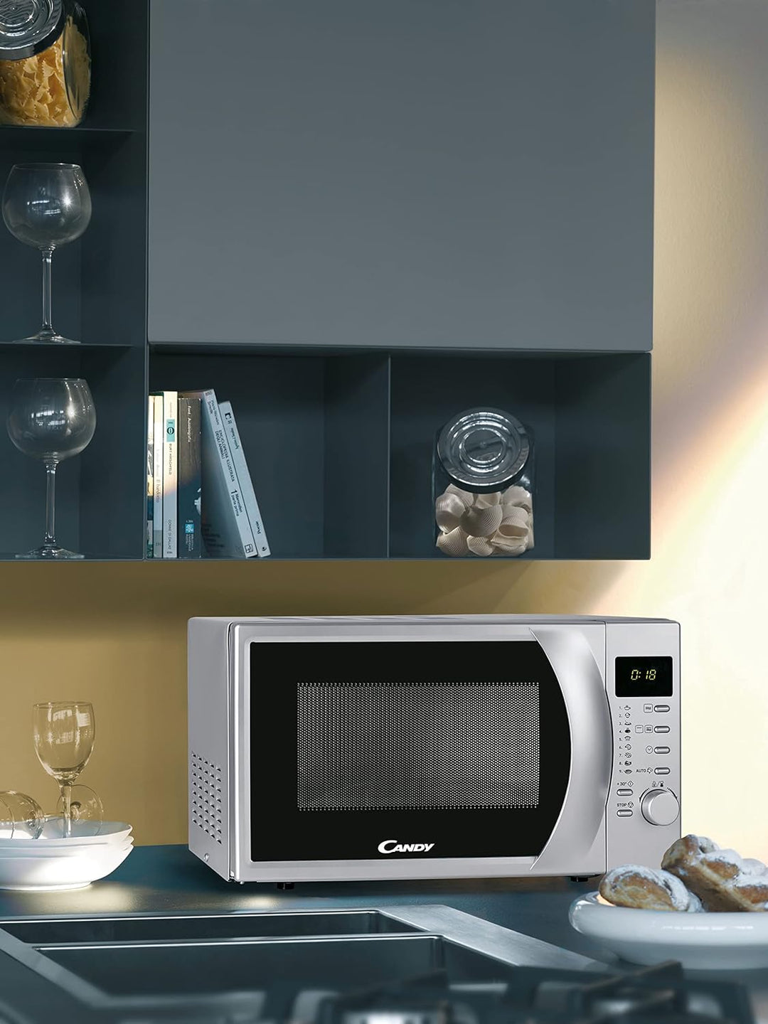 Candy CMG 2071 DS CMG2071DS Mikrowelle, Iron, 20 L,