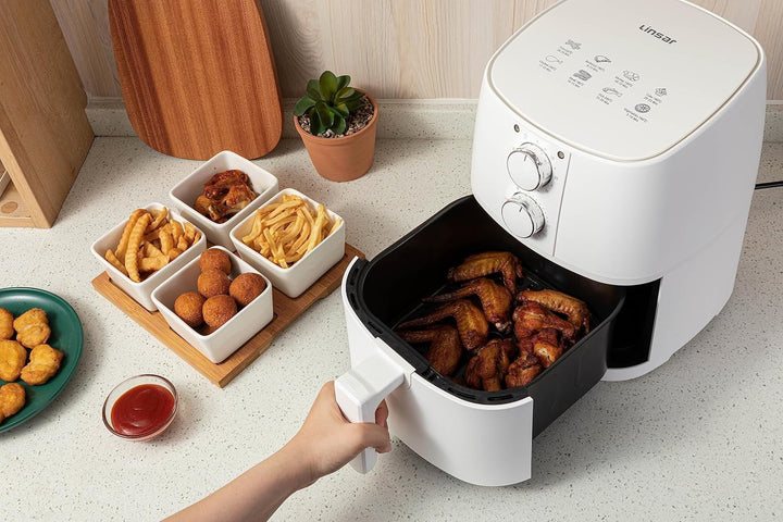Heissluftfritteuse 4L - Airfryer mit Timer und Warmhaltefunktion - Temperatur wählbar - Energiespare