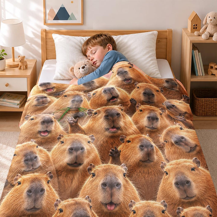 Capybara Collage Flanell Decke, Beliebte Kuscheldecke mit vielen Capybaras, Tierdecke als Geschenk,