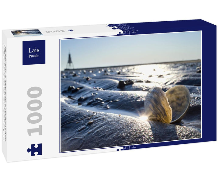 Lais Puzzle Sandschneise im Wattenmeer in Cuxhaven mit der Kugelbake, einem historischen Hilfsmittel