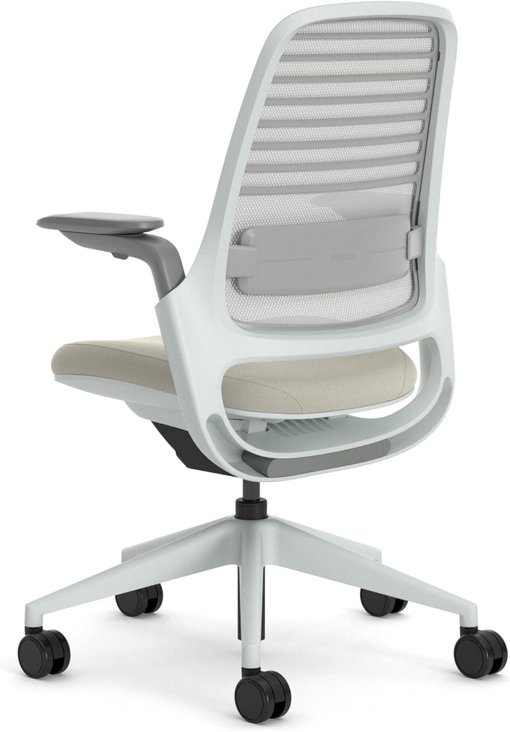 Steelcase Series 1 Ergonomischer Bürostuhl mit LiveBack Lumbalstütze und 4D-Armlehnen Beige Beige Oh