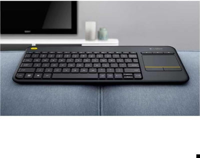 Logitech K400 Plus Kabellose Touch-TV-Tastatur mit integriertem Touchpad, Italienisches QWERTY-Layou