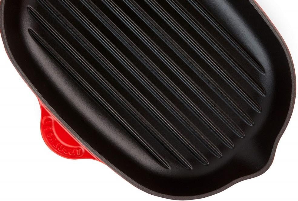 Le Creuset Signature Ovale Grillpfanne aus Gusseisen, mit Hilfsgriff und zwei Ausgiessern, für alle
