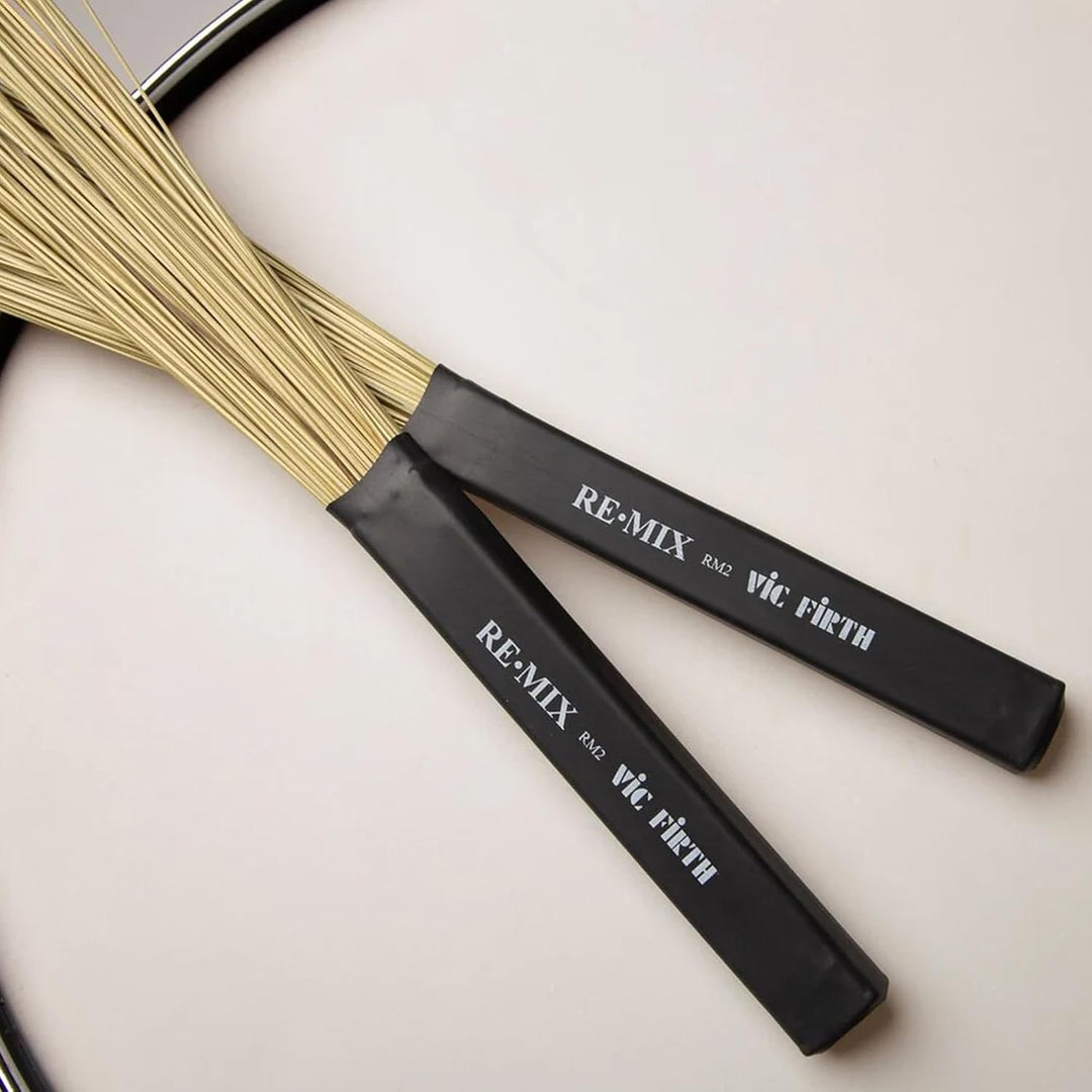 Vic Firth REˑMIX Brushes - African Grass - Medium Soft RM2 - Afrikanisches Gras, RM2 - Afrikanisches