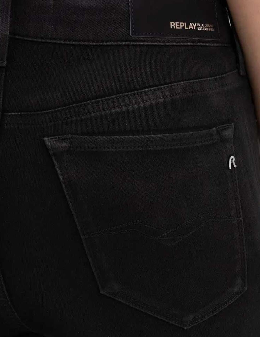 Replay Damen Jeans New Luz Skinny-Fit mit Power Stretch 23W / 30L Black 098, 23W / 30L Black 098