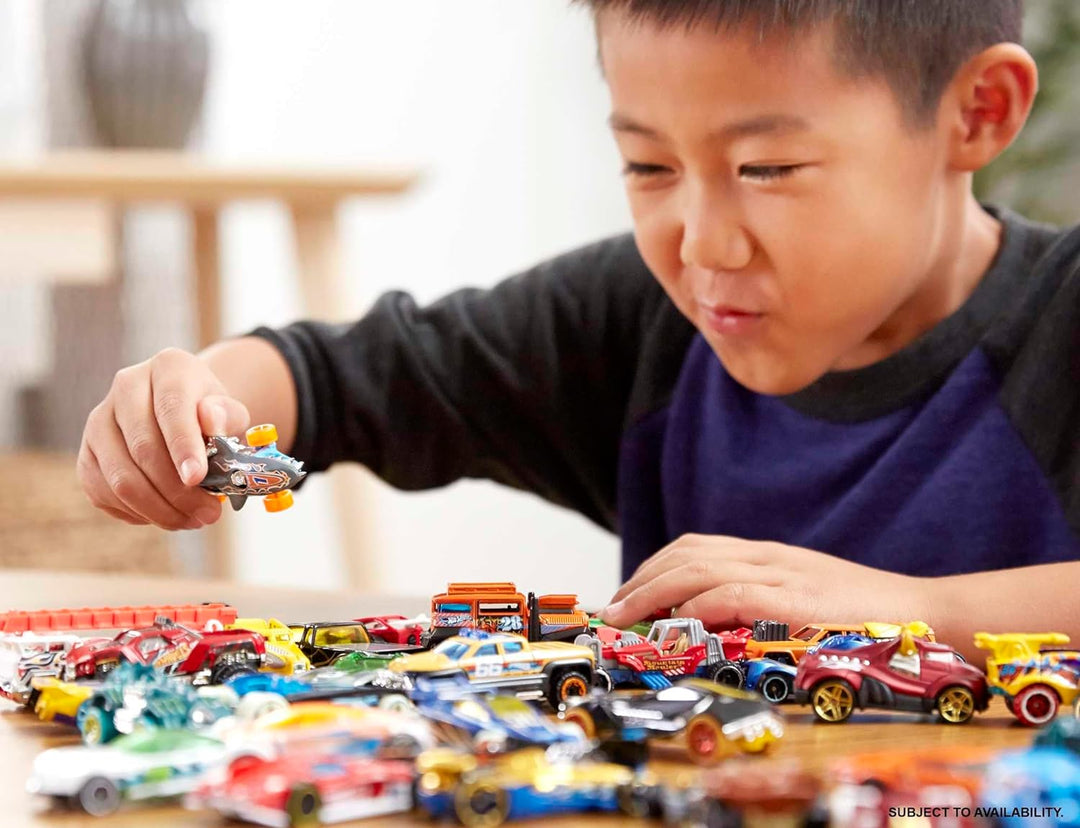 Hot Wheels Autos Set, 20er Pack, Verschiedene Modelle von Spielzeugautos, Massstab 1:64, mit realist