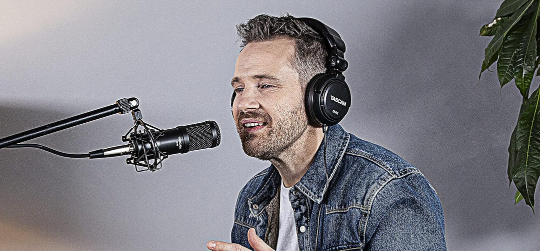 Tascam TM-70 - Dynamisches Mikrofon für Podcasting und Berichterstattung