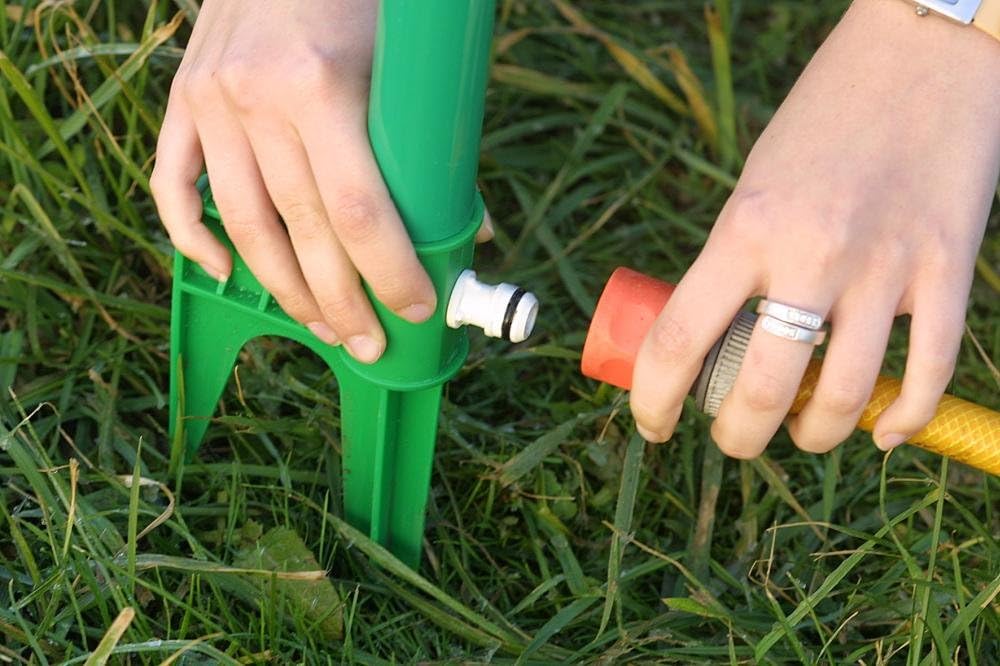 Funflower - die lustige Gartendusche, Wasserspiele zur Gartenbewässerung, rot